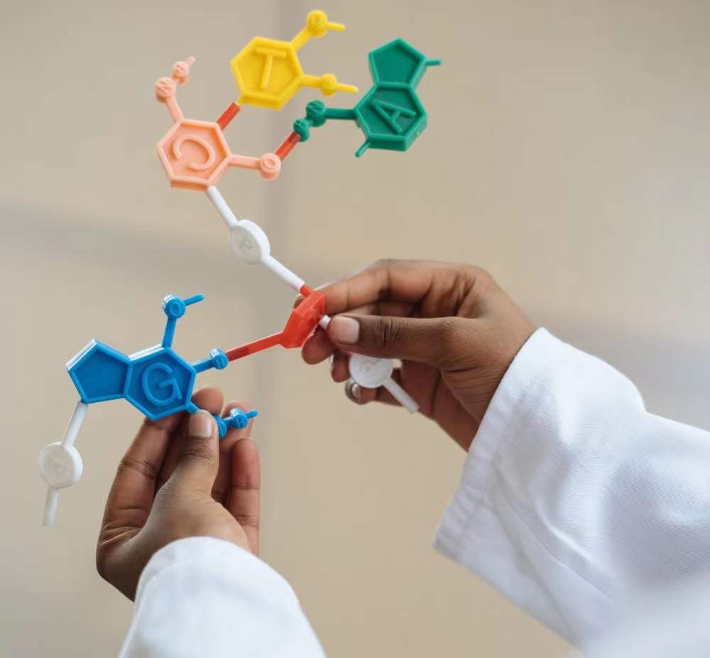 關(guān)于發(fā)布創(chuàng)新優(yōu)先醫(yī)療器械注冊技術(shù)審評溝通交流操作規(guī)范的通知